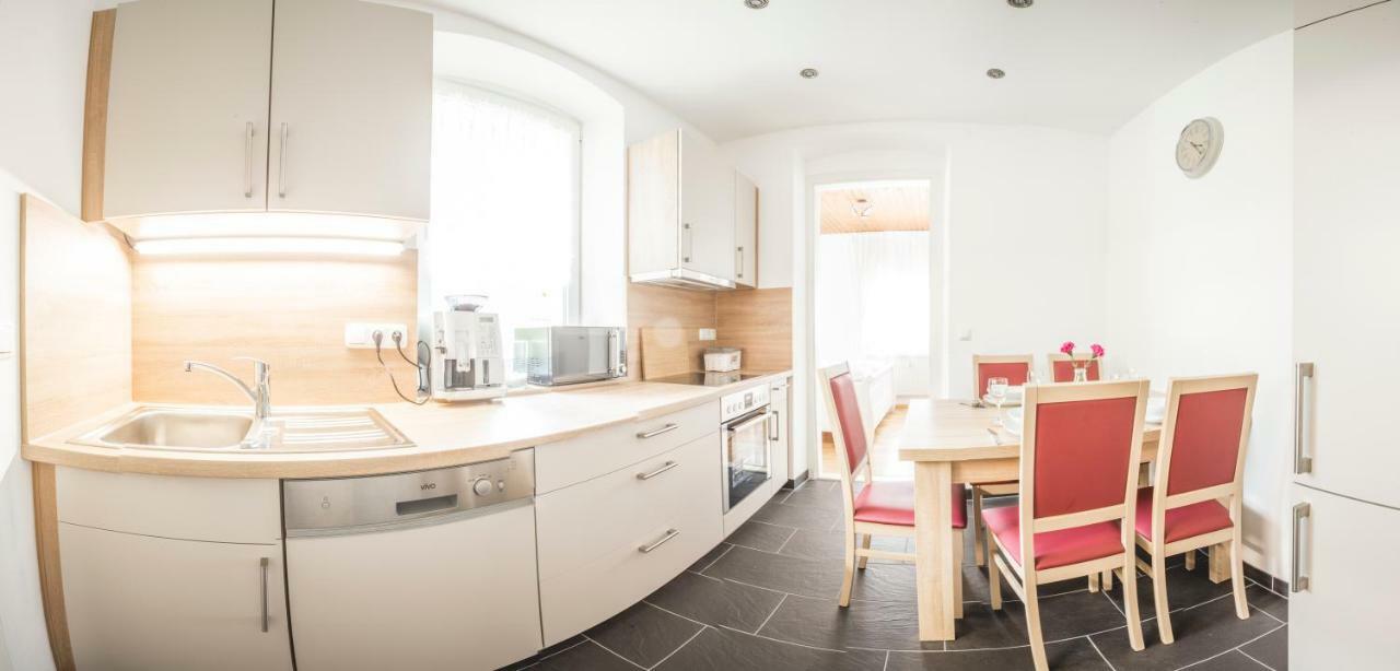 Alpi Apartment *